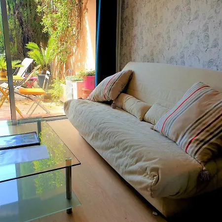 Grand 2 Pieces Plain Pied Avec Jardin Et Terrasse Vakantiehuis *